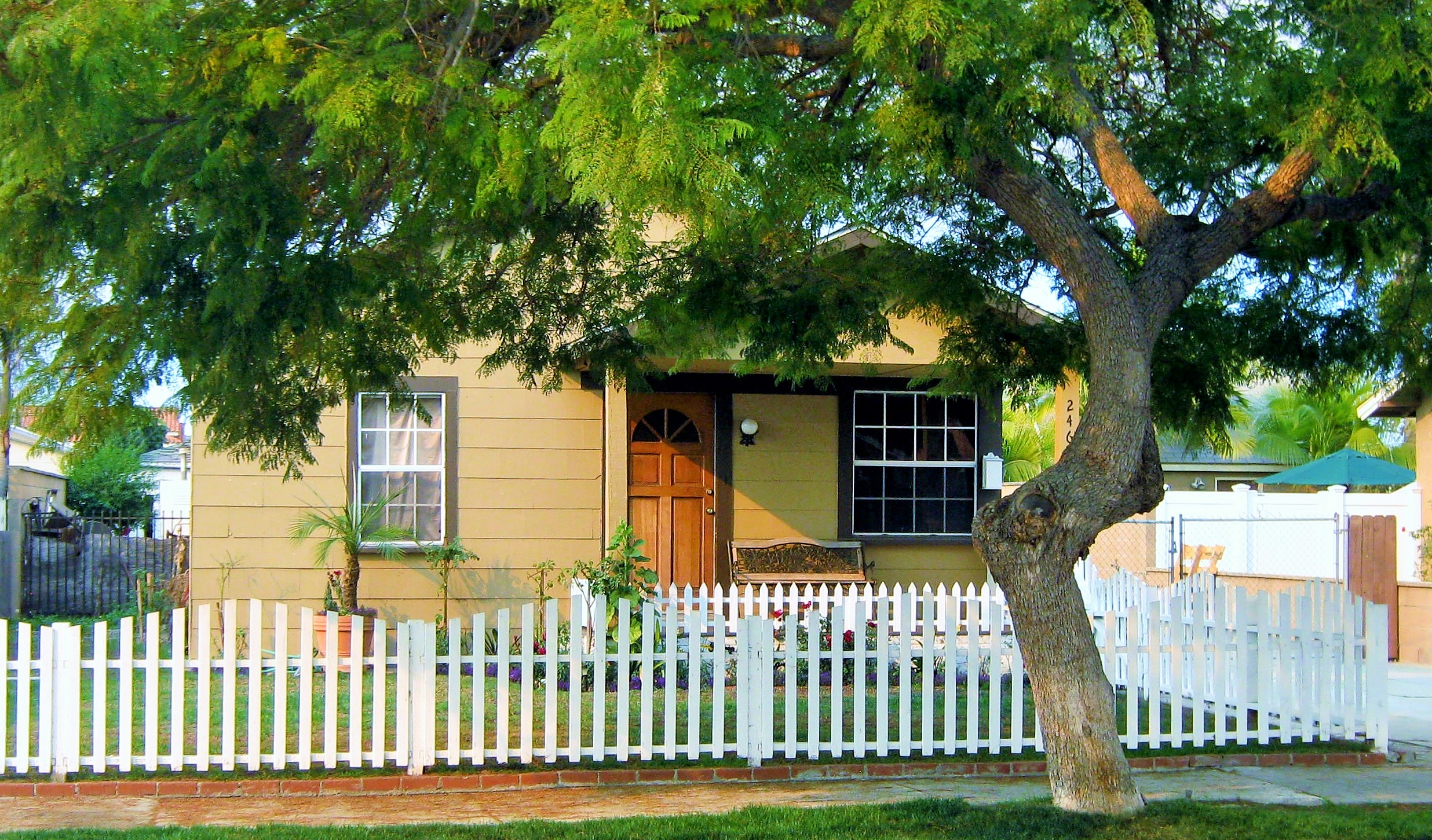 Lomita Homes for Sale 2 Bedrooms